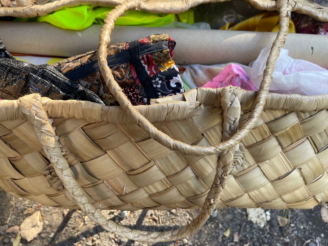 大きめ天然素材かごバッグ