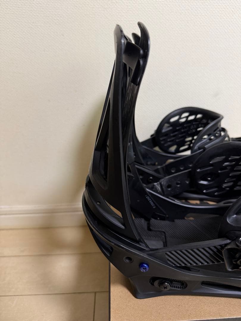 Burton GENESIS Reflex M 23-24 ブラック