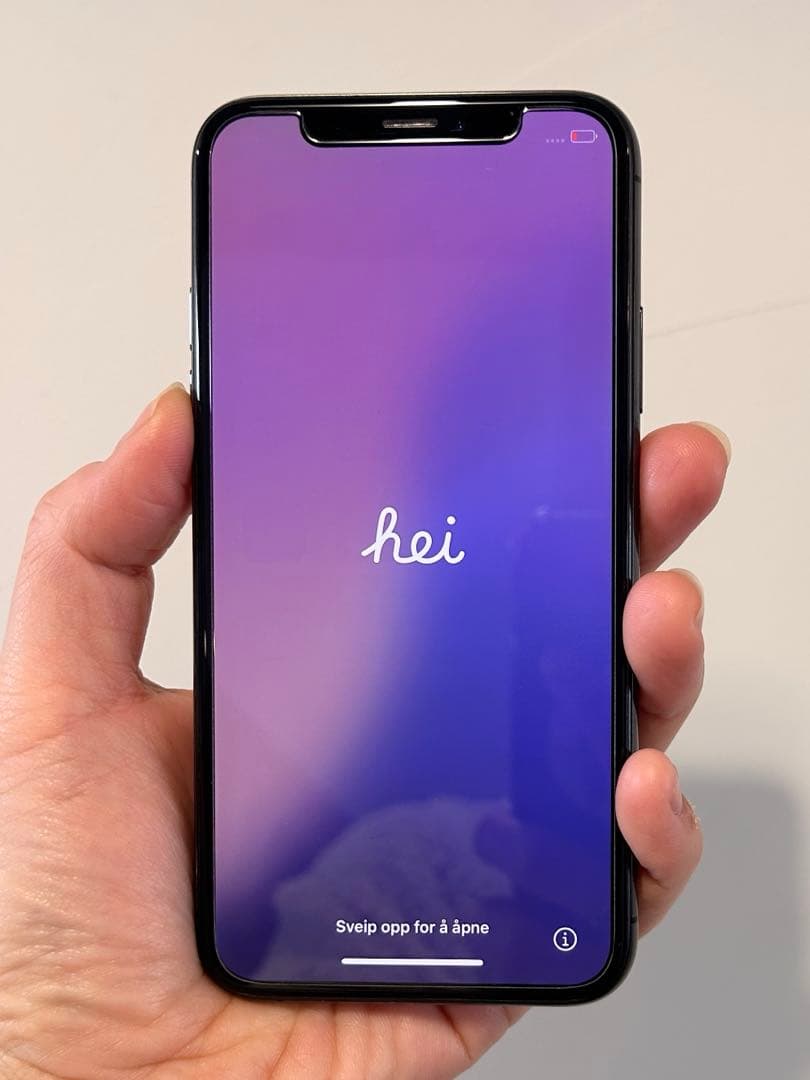 Apple iPhoneXS ブラック 256