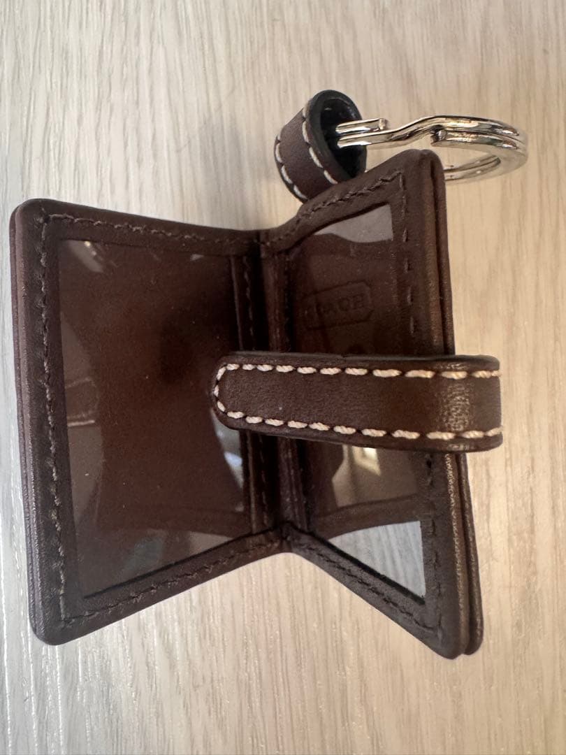 coach手帳型 キーホルダー　キーリング