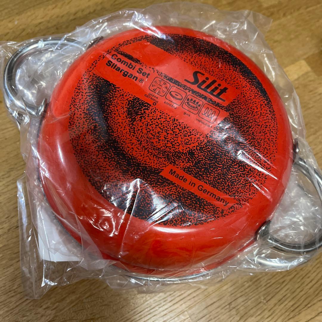 未使用　シリットSilit コンビクック21cm ガラス蓋付　シラルガン　レッド