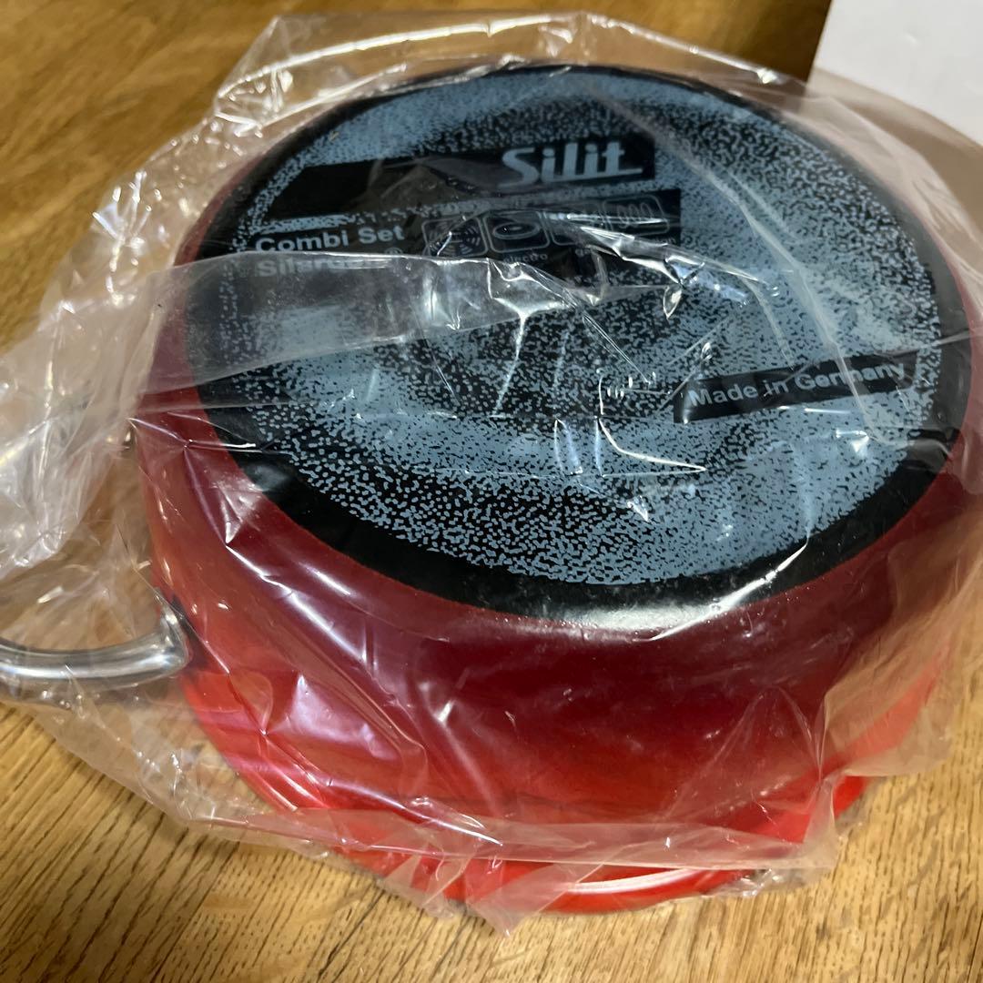 未使用　シリットSilit コンビクック21cm ガラス蓋付　シラルガン　レッド