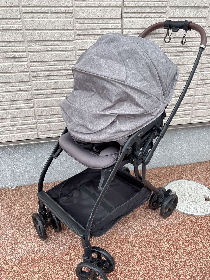 【ukaさん専用】Aprica ベビーカー グレー