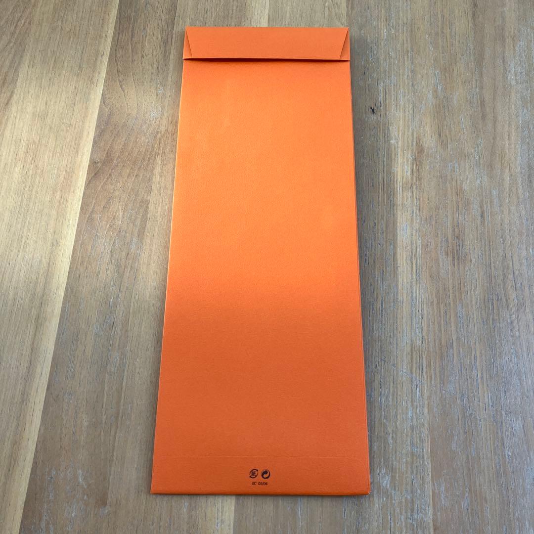 ぶ*ー様 【新品】HERMES ネクタイ ブルー 動物柄 シルク ケース付き