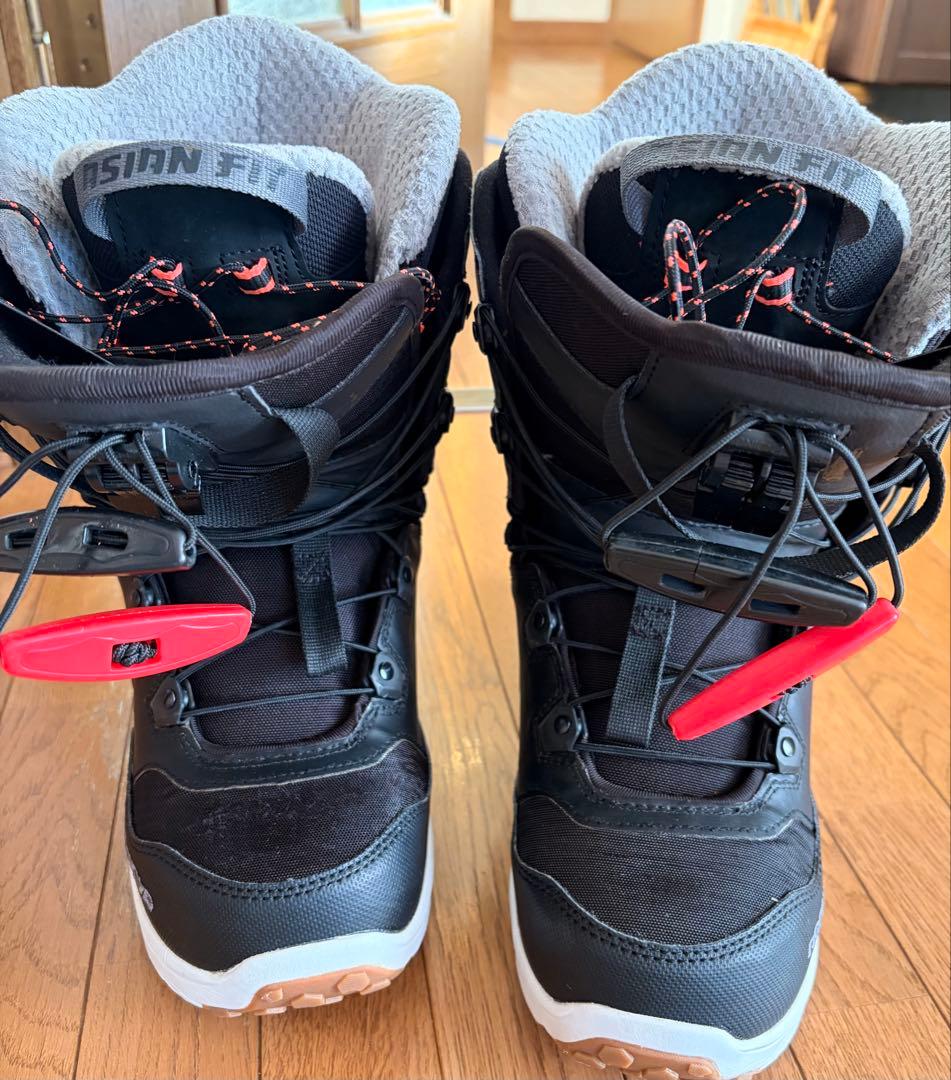 NORTHWAVE ブラック スノーボードブーツ