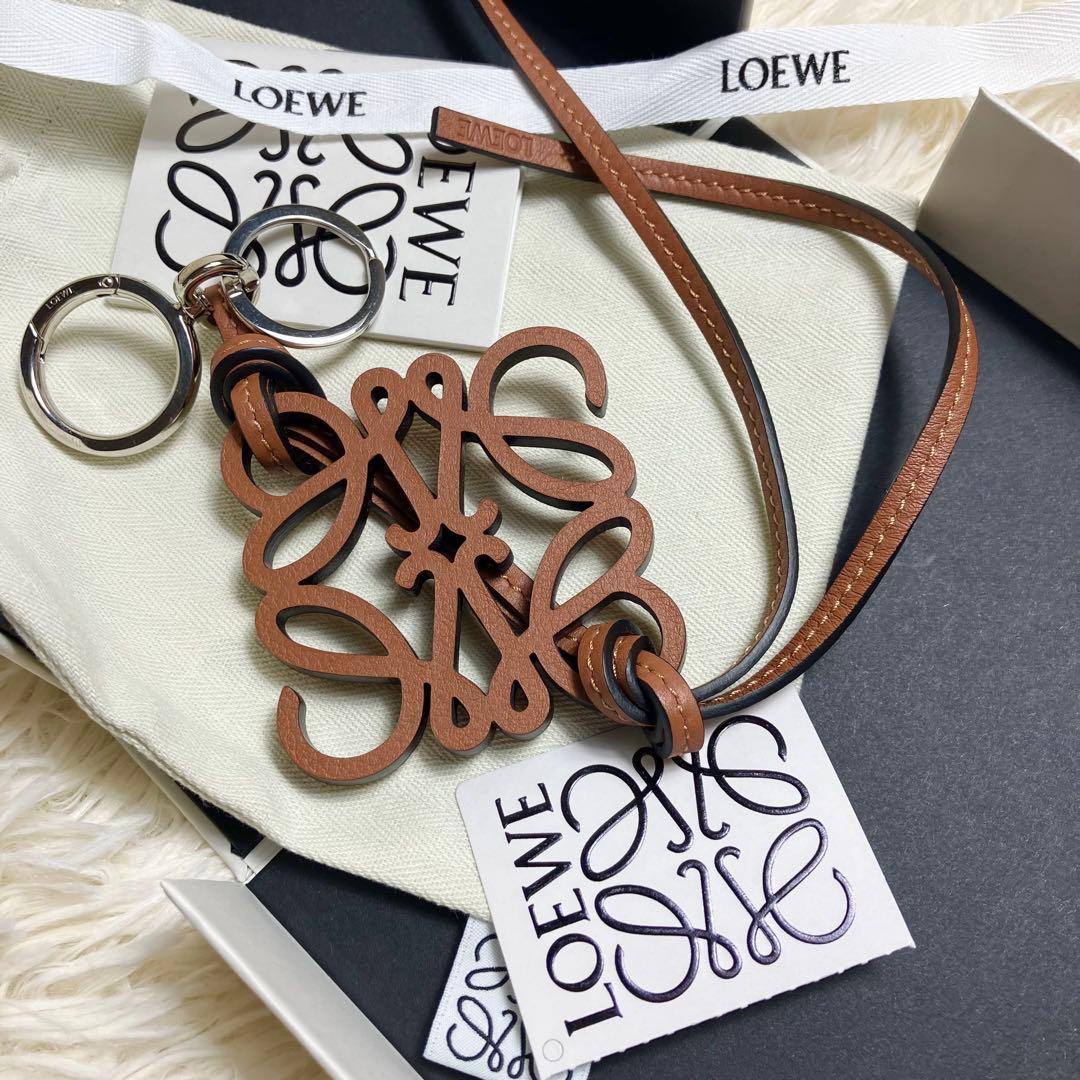【未使用級】 LOEWE アナグラム キーホルダーチャーム
