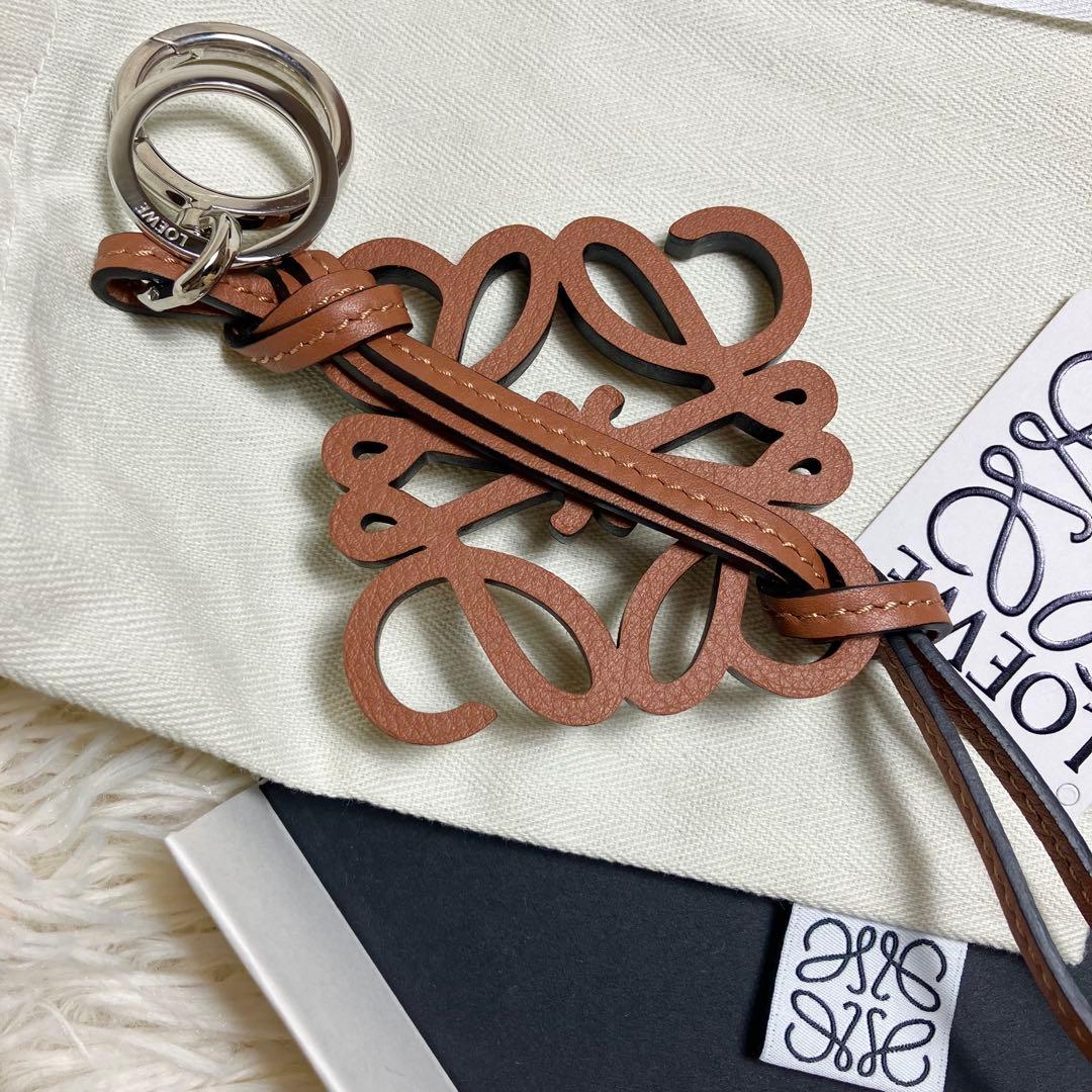 【未使用級】 LOEWE アナグラム キーホルダーチャーム