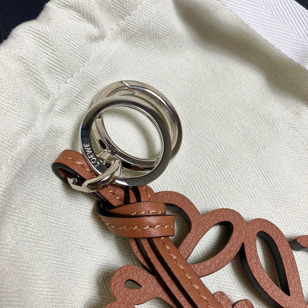 【未使用級】 LOEWE アナグラム キーホルダーチャーム
