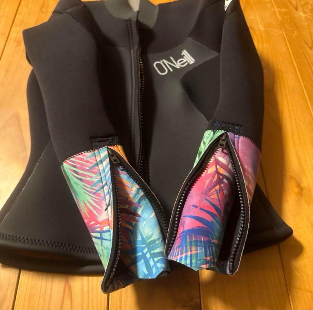 5ミリ　ウェットスーツ　上下　暖かいです！