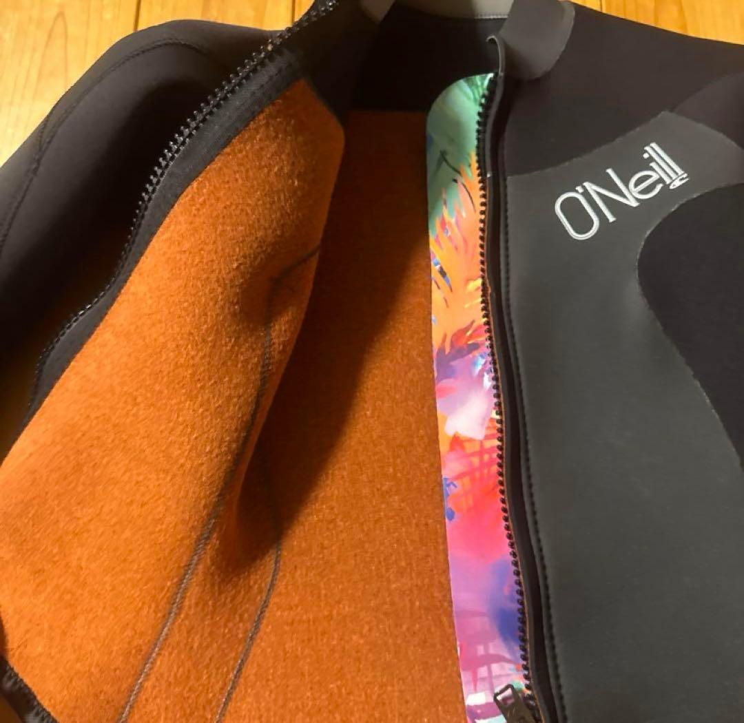 5ミリ　ウェットスーツ　上下　暖かいです！