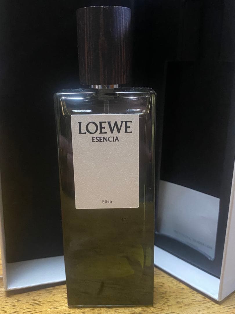 香水(男性用) LOEWE ESENCIA Elixir 50ml
