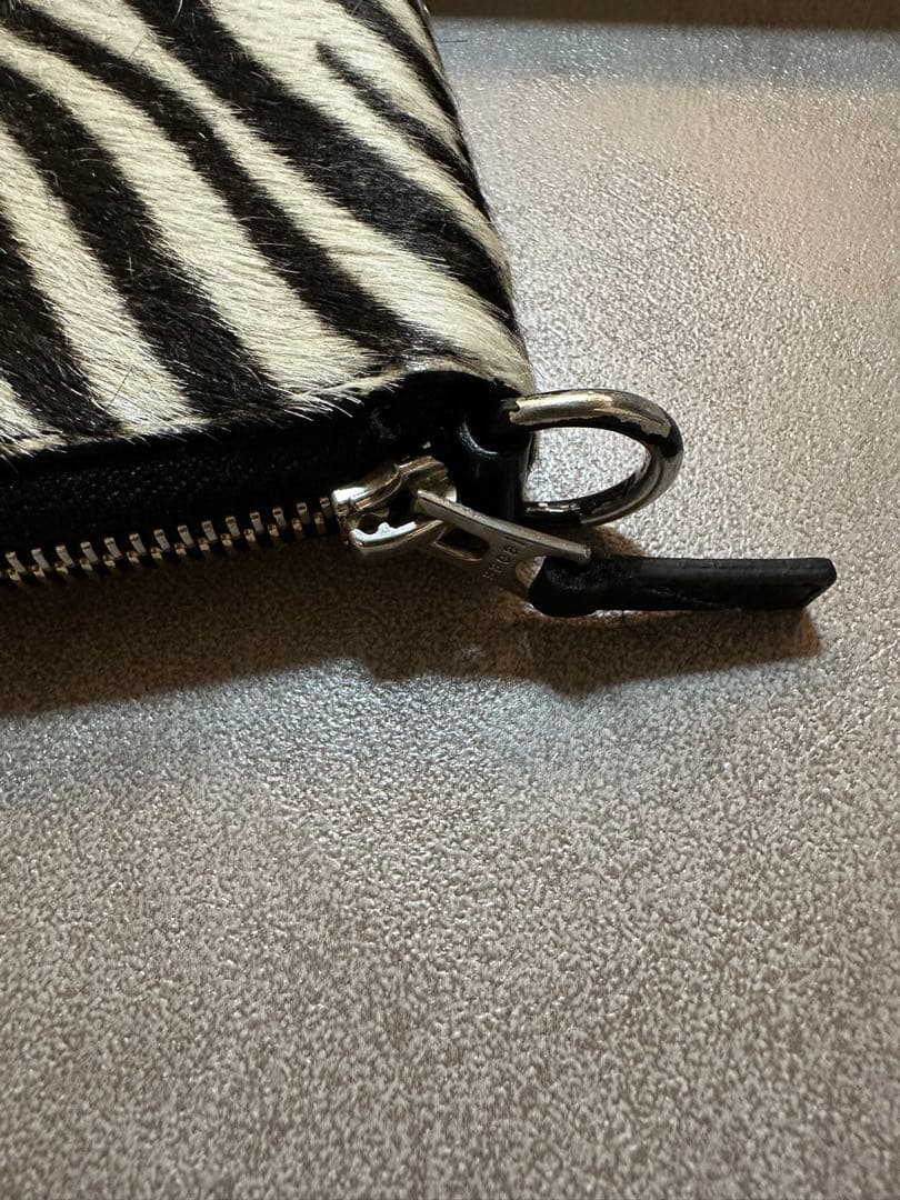 サカイ sacai Zebra Culf Wallet 現物写真有