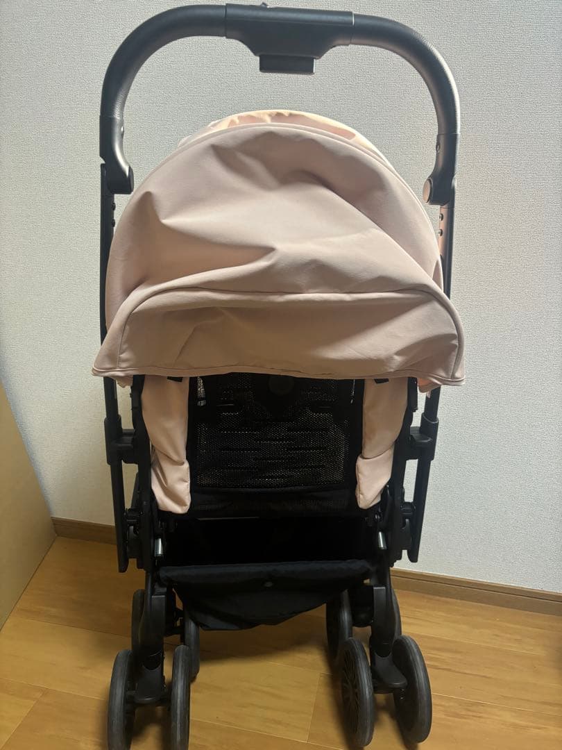 保証書、説明書なし　アップリカ　マール　リミテッドピンク　mar