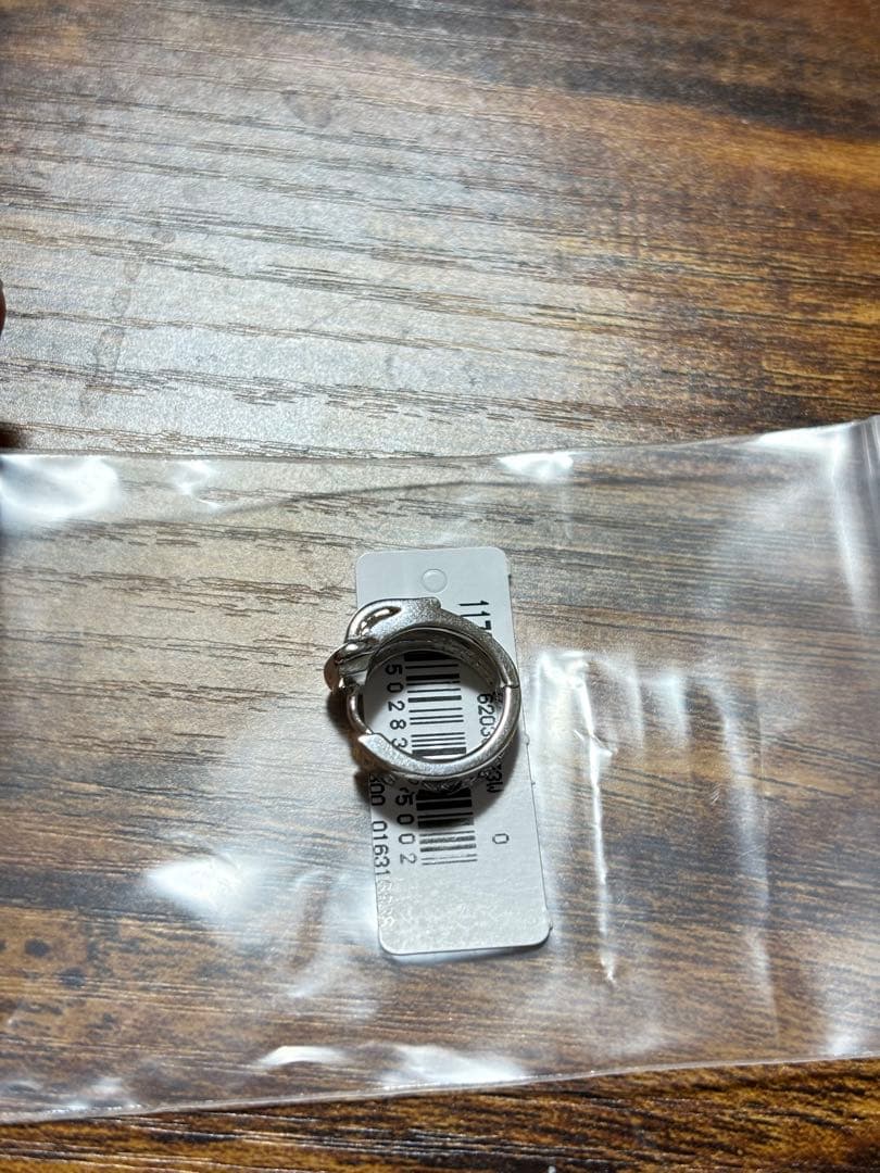 早い者勝ちVivienne Westwood フープピアス片耳用