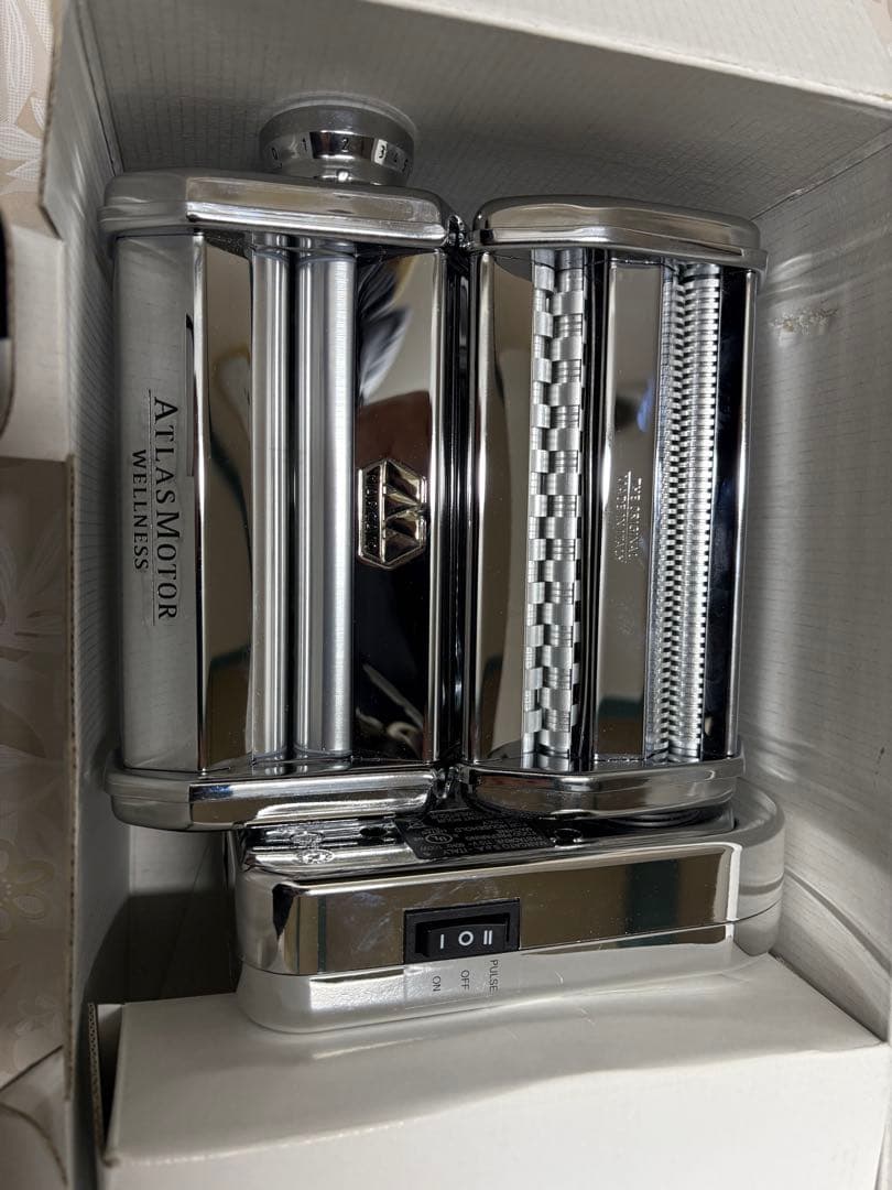 ATLASMOTOR WELLNESS 電動パスタマシンイタリア製。