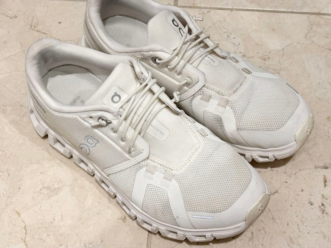 On Cloud6 スニーカー　24cm