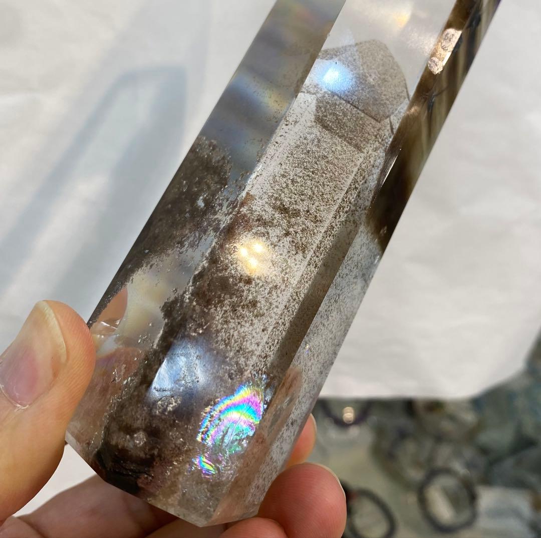 プラチナルチル入り☆ブラウン ファントム水晶ポイント　オールドストック