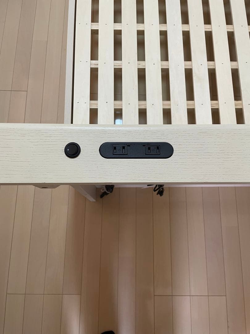 ニトリ⭐️すのこセミダブルベッドフレーム⭐️白