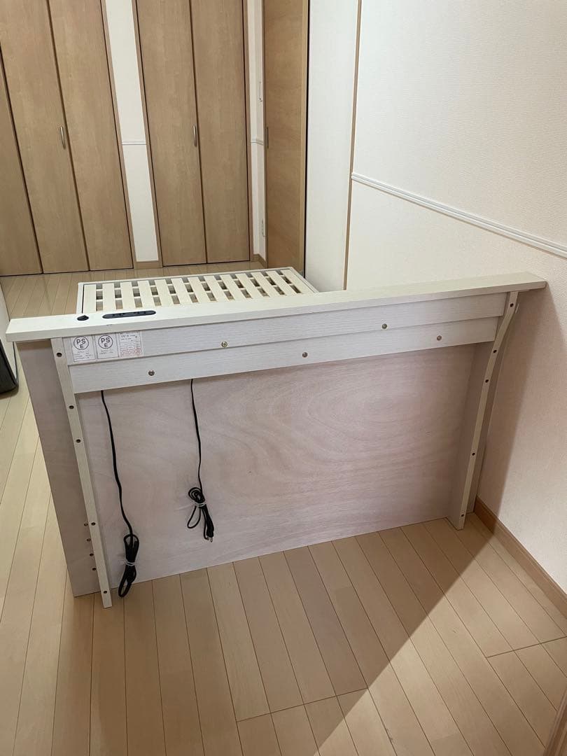 ニトリ⭐️すのこセミダブルベッドフレーム⭐️白