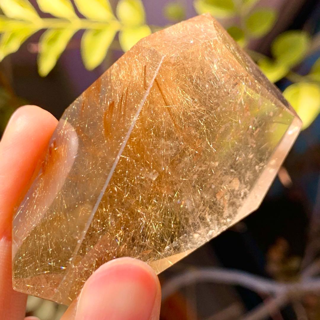 ゴールドルチルクォーツ　フリーフォーム　ブラジル産　天然石