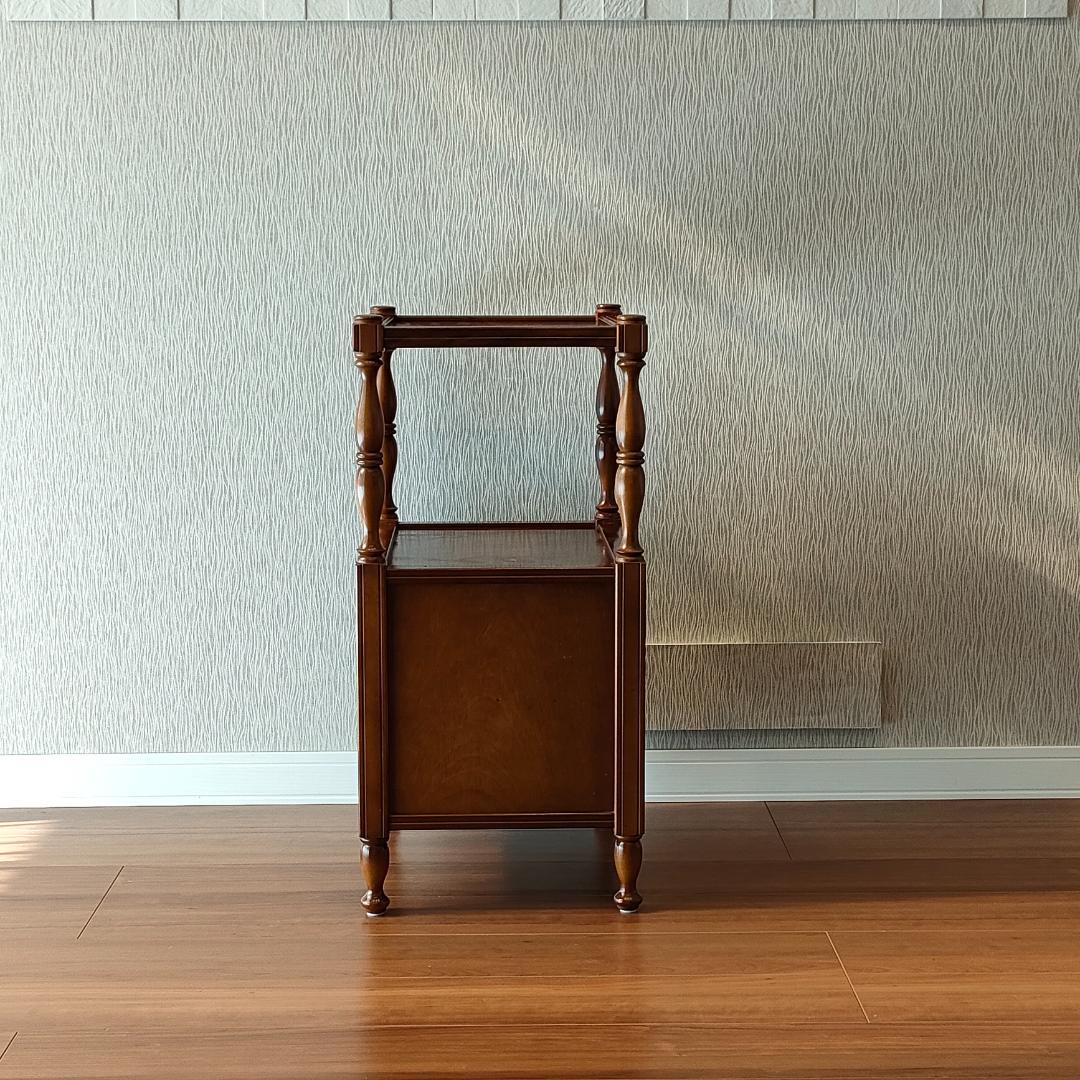 アンティーク　キャビネット　桜材　サイドキャビネット　開き扉