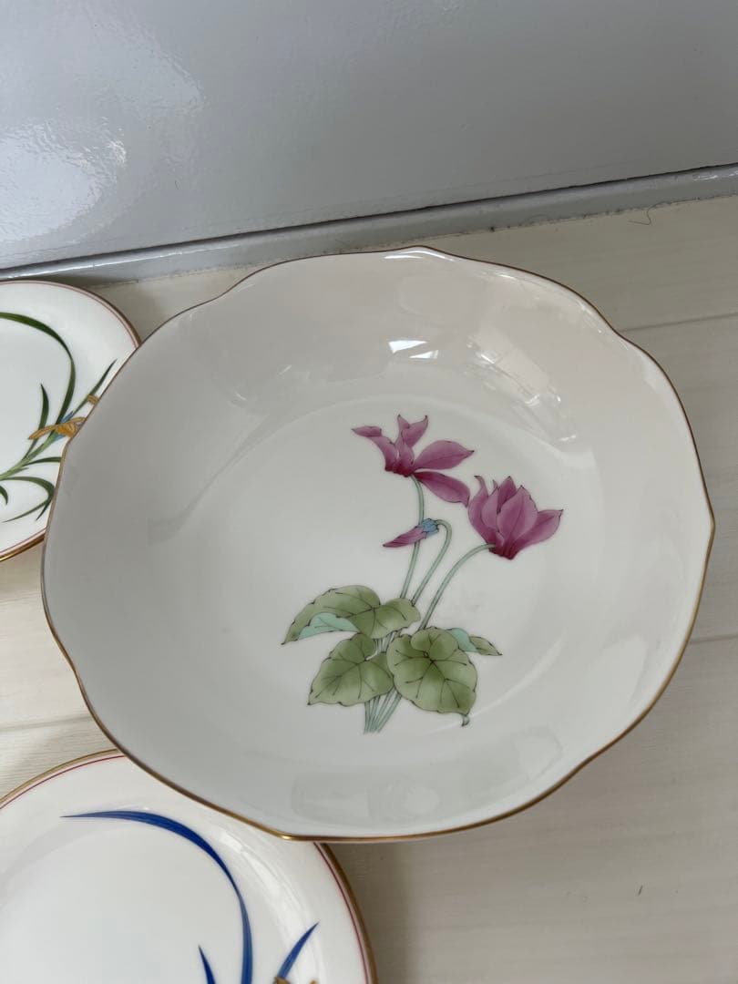 780 香蘭社　鉢1客　 皿4客　金彩