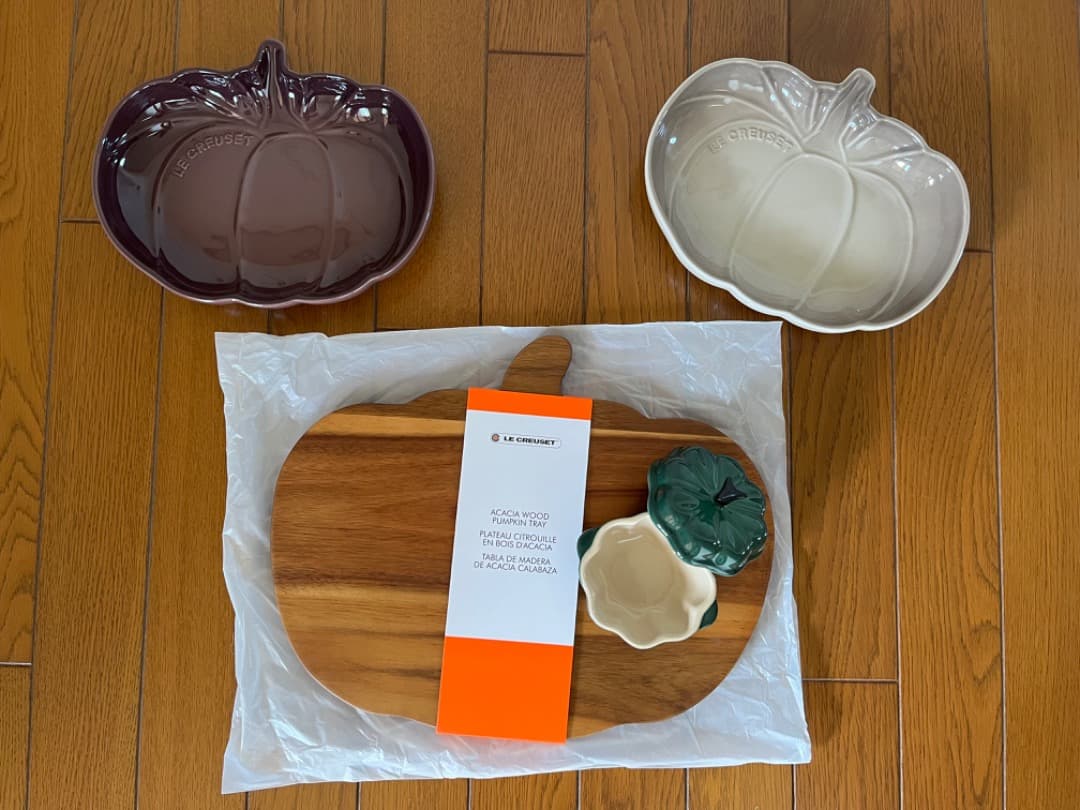 レア～ル・クルーゼのパンプキン４点セット 　まな板　アカシア　ハロウィンに