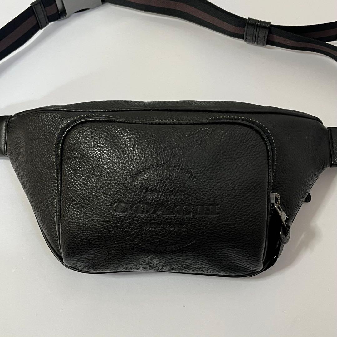 美品✨コーチ　トンプソン　ボディバッグ　ウエストバッグ　シボ革レザー　黒色