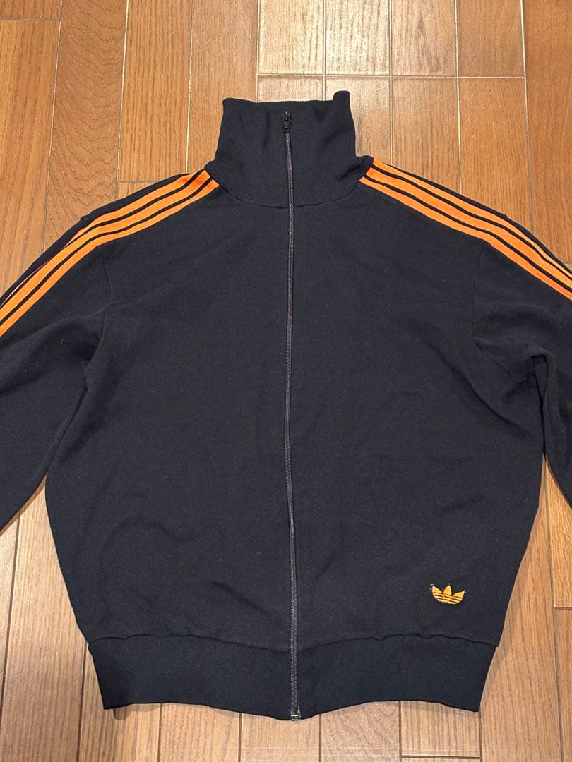 adidas デサント　70sトラックジャケット　ブラック　オレンジ