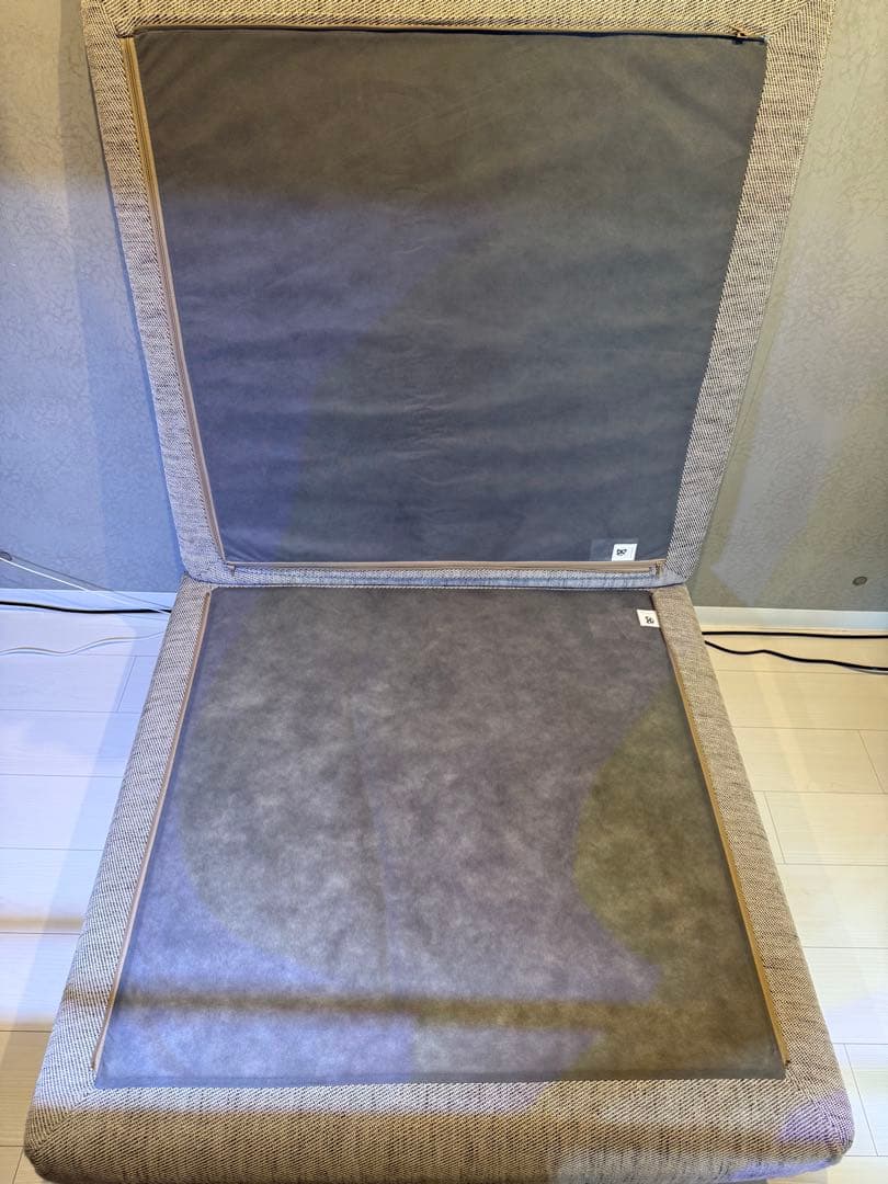 ② IKEAソーデルハムン オットマン、ヴィーアルプ ベージュ/ブラウン