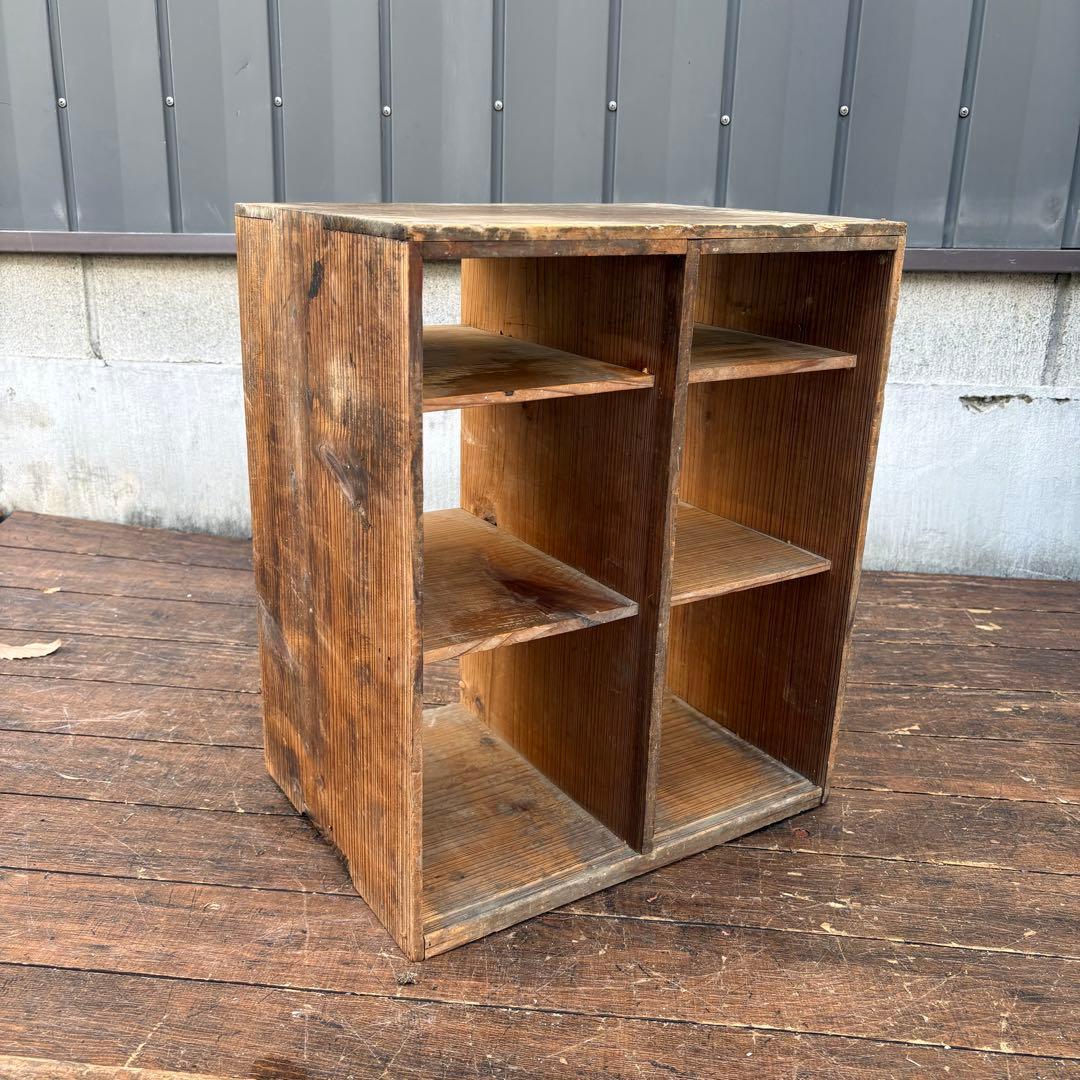 C1 昭和レトロ 古道具 木製棚 飾り棚 ディスプレイラック レトロ収納 6マス