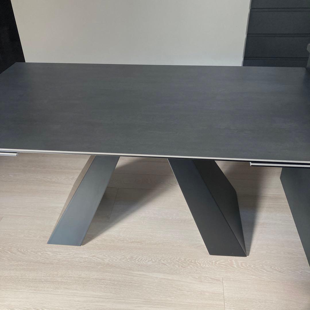 ダークグレー セラミック　ダイニングテーブル　160×87.5cm 伸長式