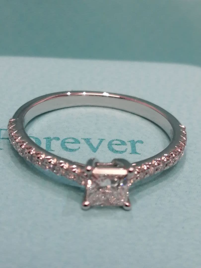 Tiffany & Co. 0.41ct 未使用品 ダイヤモンド指輪