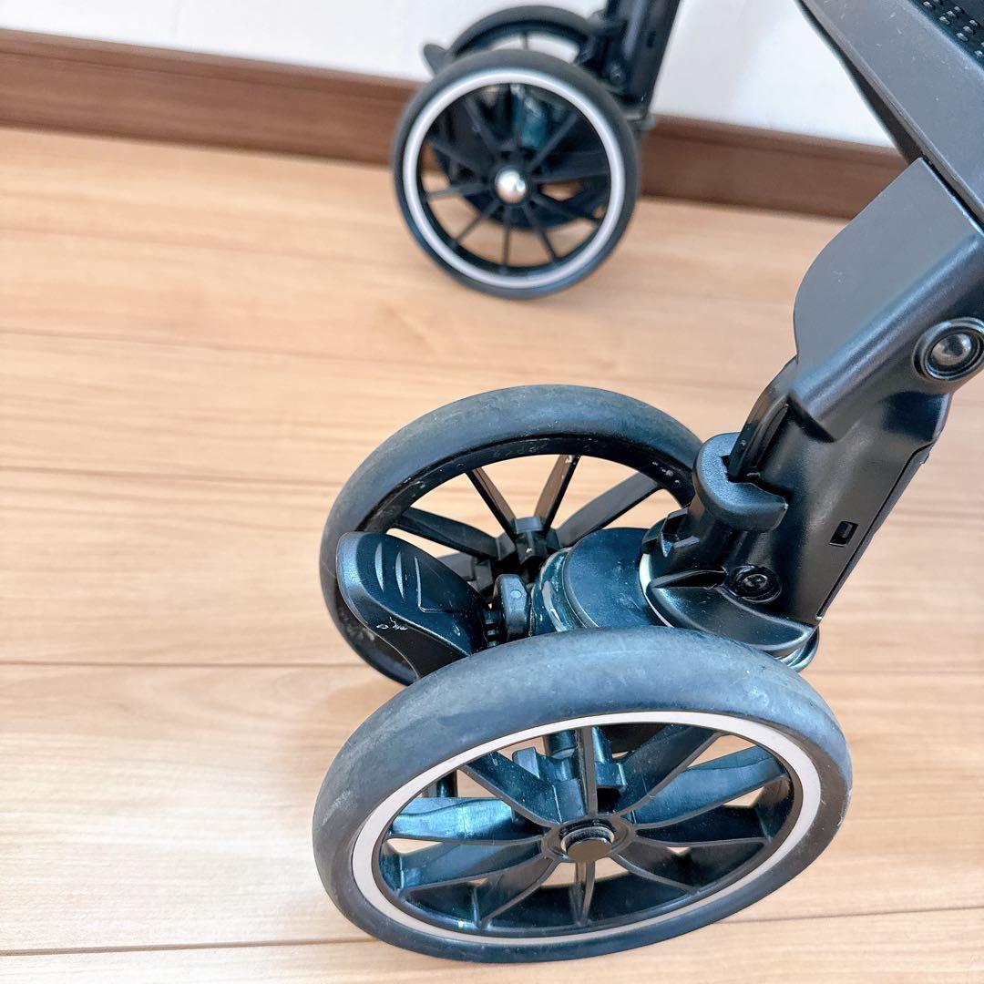 コンビ スゴカルα 4キャスコンパクト エッグショック シンプライト グレージュ