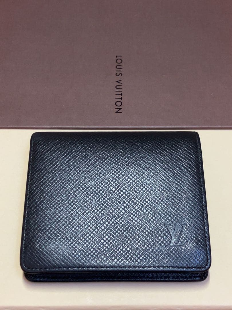 【美品】ルイヴィトン ポルトビエ3カルトクレディ 財布 タイガ アルドワーズ