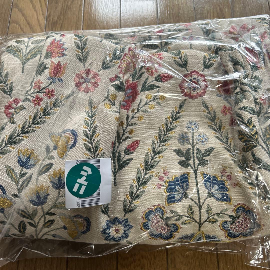 裏地付き遮光1級・遮熱カーテン100X178２枚