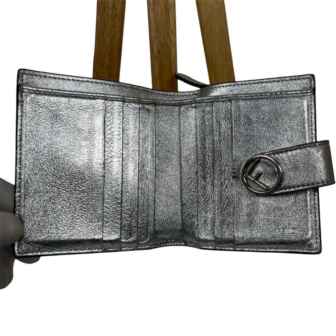 フェンディ　折り財布　FFロゴ　エンボス　ズッカ総柄　ラウンドファスナー　レザー