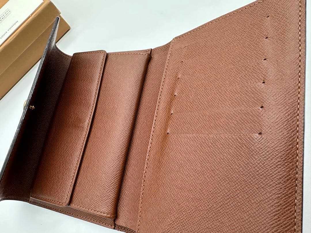 美品Louis Vuitton モノグラム 三つ折り財布