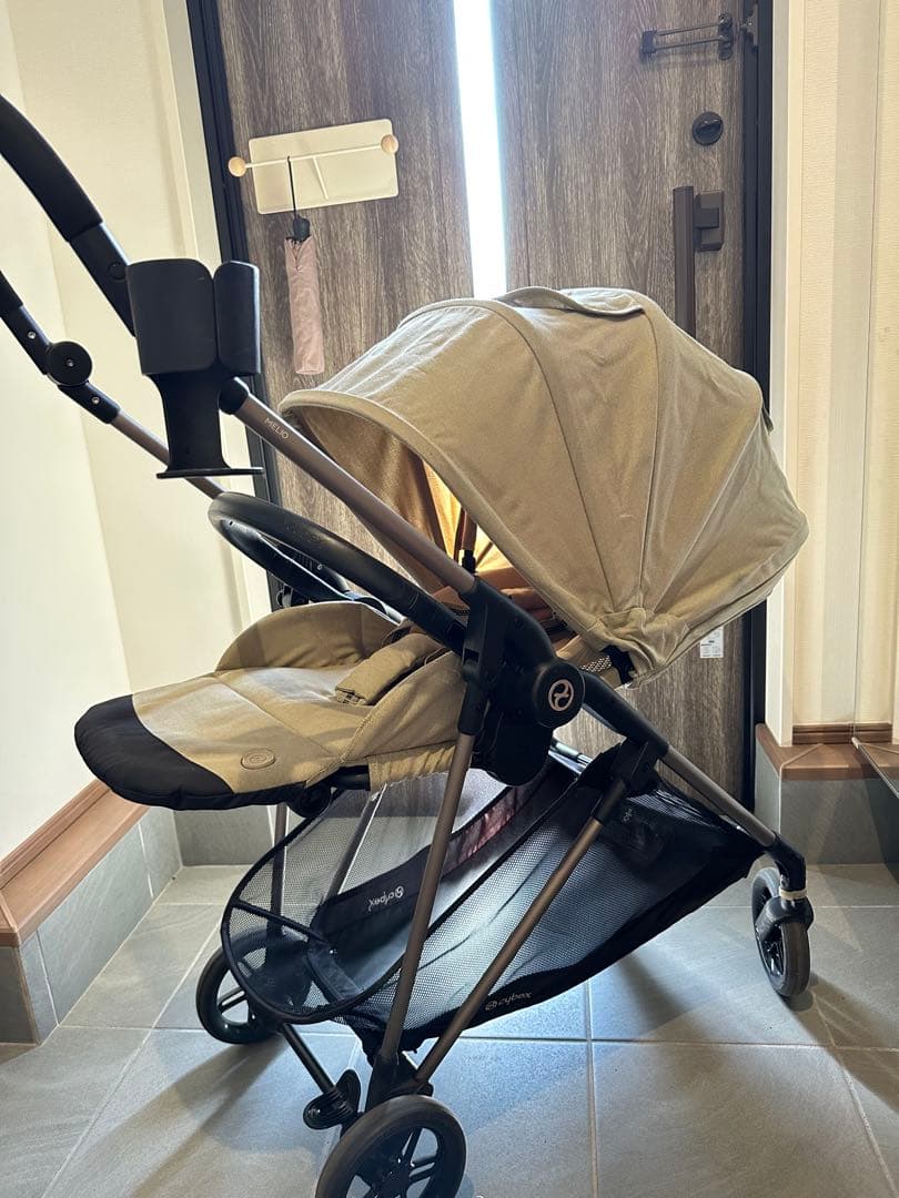 サイベックス　メリオ　ベビーカー ベージュ　アルミ