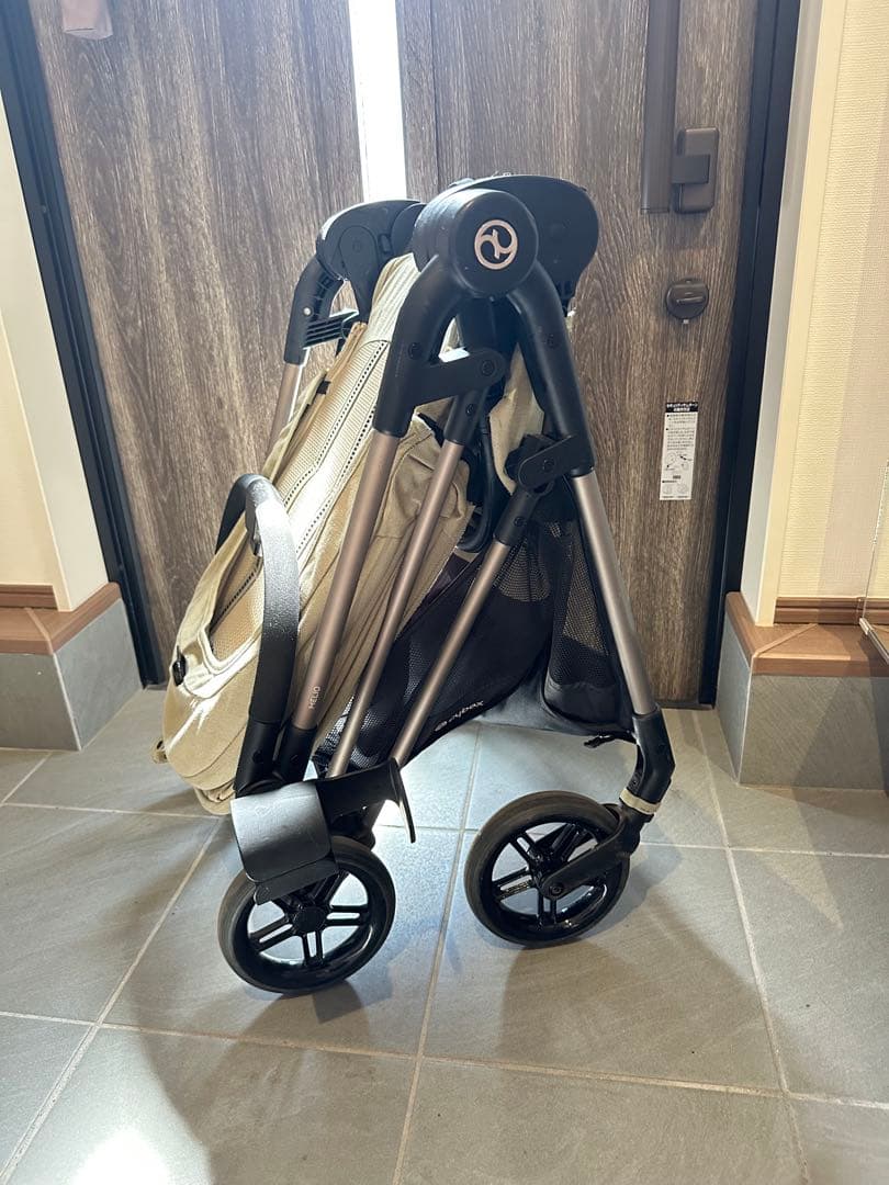 サイベックス　メリオ　ベビーカー ベージュ　アルミ