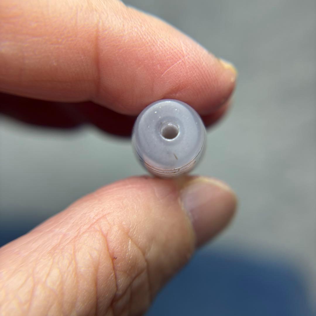 あずきちゃん玉髄　銀線龍眼天珠　デンドリ入り　11-93