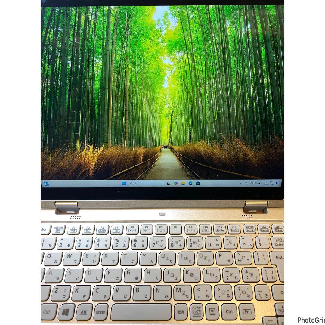 レッツノート CF-QV8 12型 タッチパネル 2in1