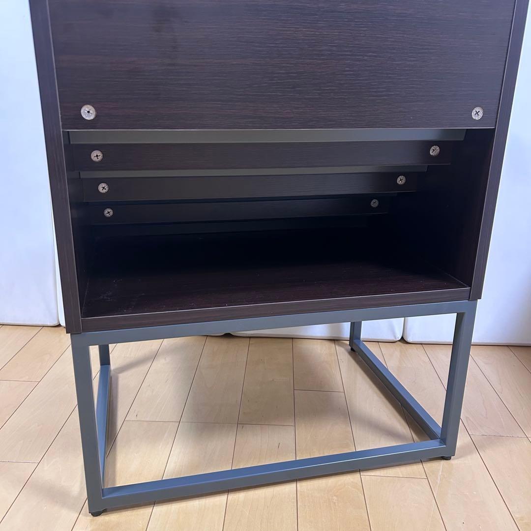 マガジンラック　雑誌ラック　ブックスタンド　ゲームラック　店舗用　オフィス事務所