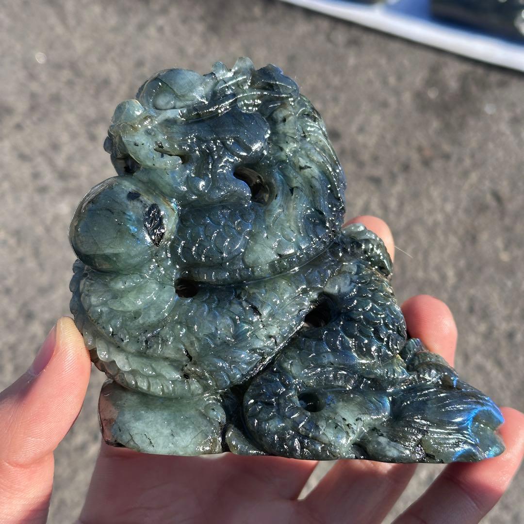 天然石ラブラドライトの龍　置物　彫り物G.252