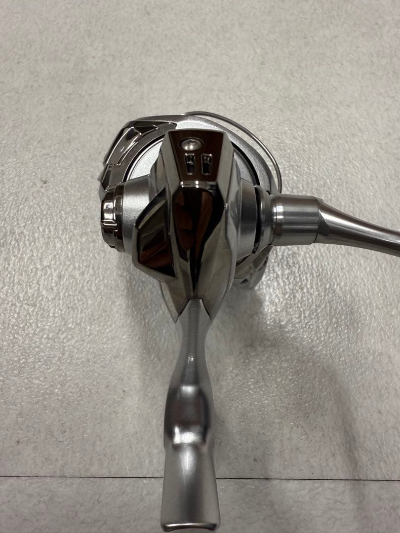 シマノ 23ストラディックC2000SHG