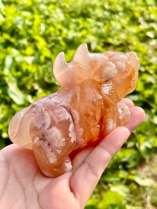 新年開運　蓄財☆招財☆天然 水晶 貔貅 ヒキュウ 彫刻 天然石　水晶　風水置物2