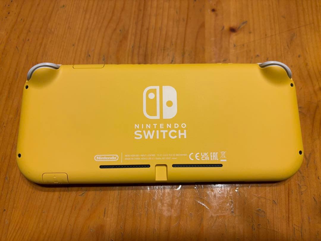 【美品】Nintendo Switch lite　イエロー　外箱あり