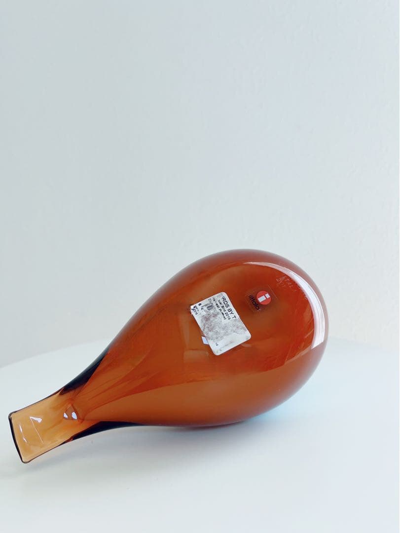 アニュアルバード　2016年　イッタラバード　パフボール　オイバトイッカ