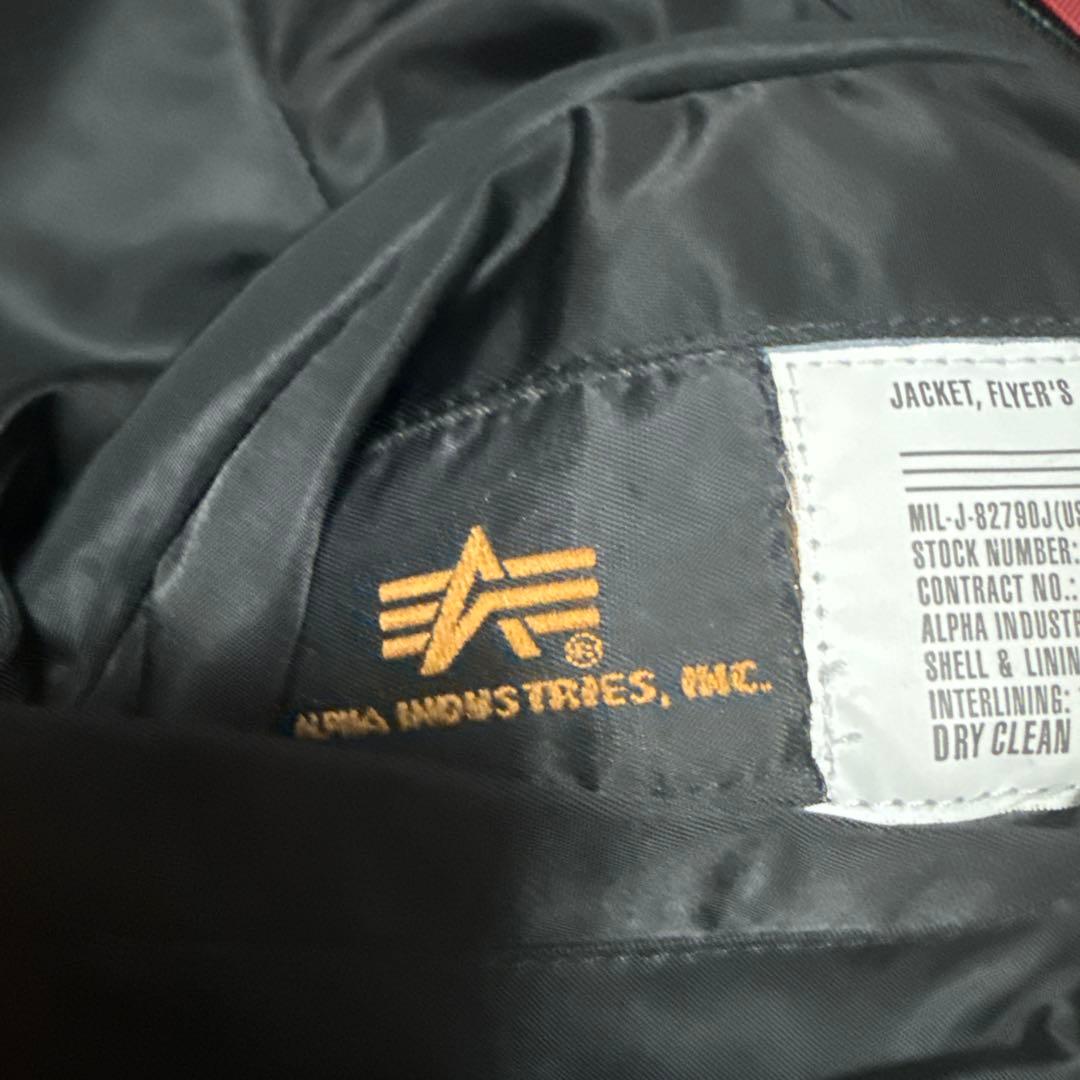 【美品】ALPHA INDUSTRIESブラック MA-1 フライトジャケット