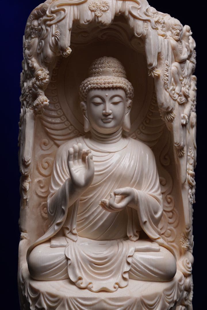 天然マンモス牙美しい手作り彫刻万仏朝宗 置物